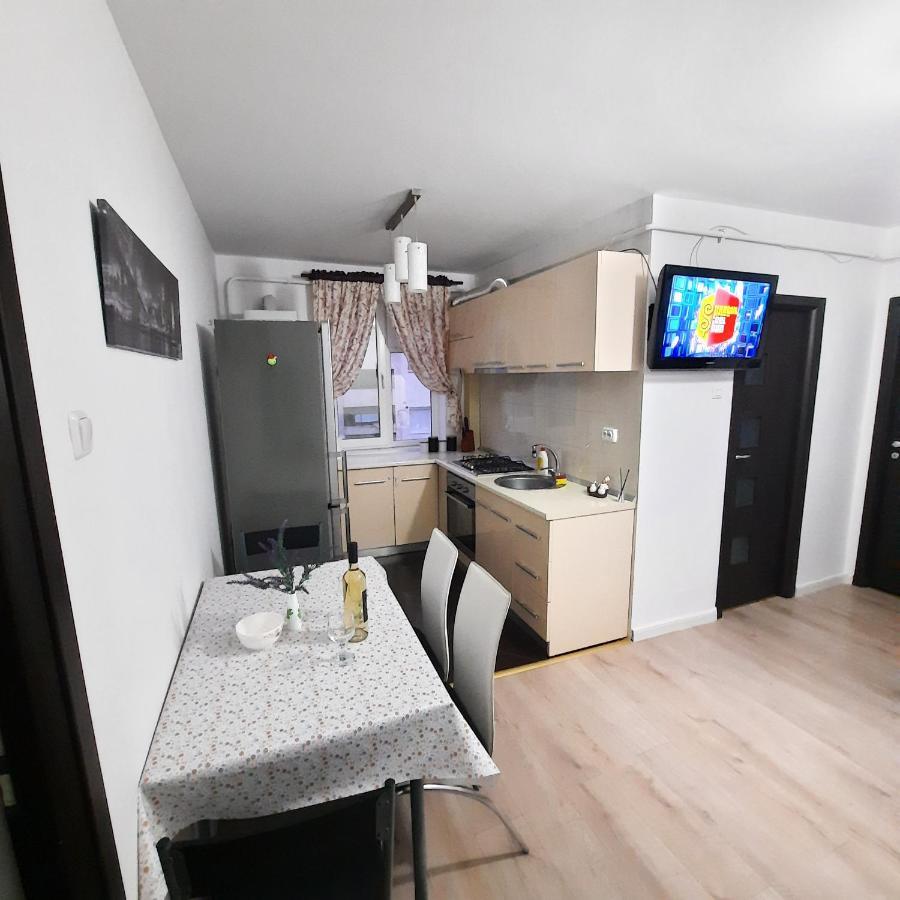 Apartament Kepa Din เปียตราเนียมซ์ ภายนอก รูปภาพ